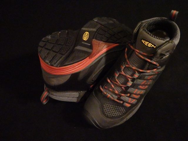AURORA MID RED CLAY KEEN UTILITY