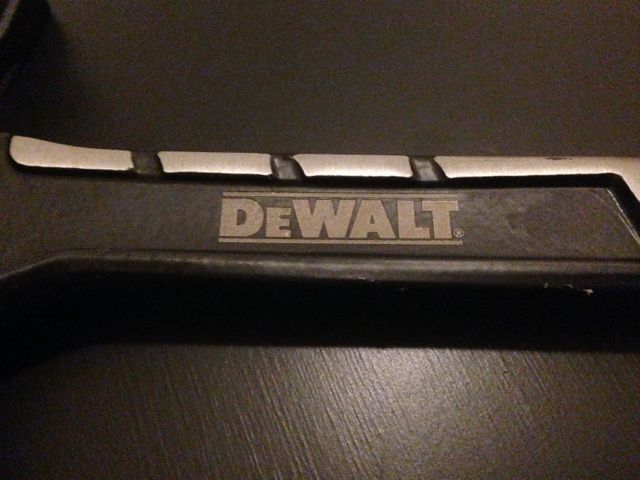 DEWLT 20OZ NAILING HAMMER