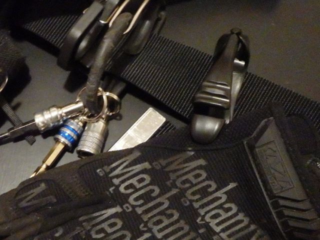 ERGODYNE Squids® 3400 Grabber with Belt Clip