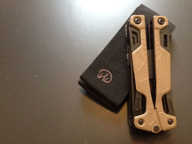 LEATHERMAN COYOTE TAN