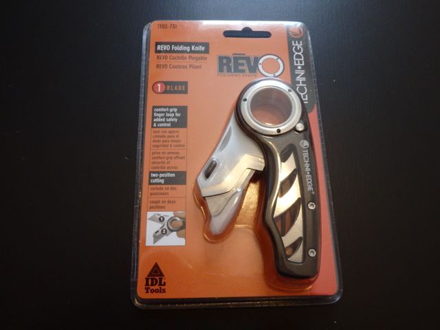 REVO folding utility knife